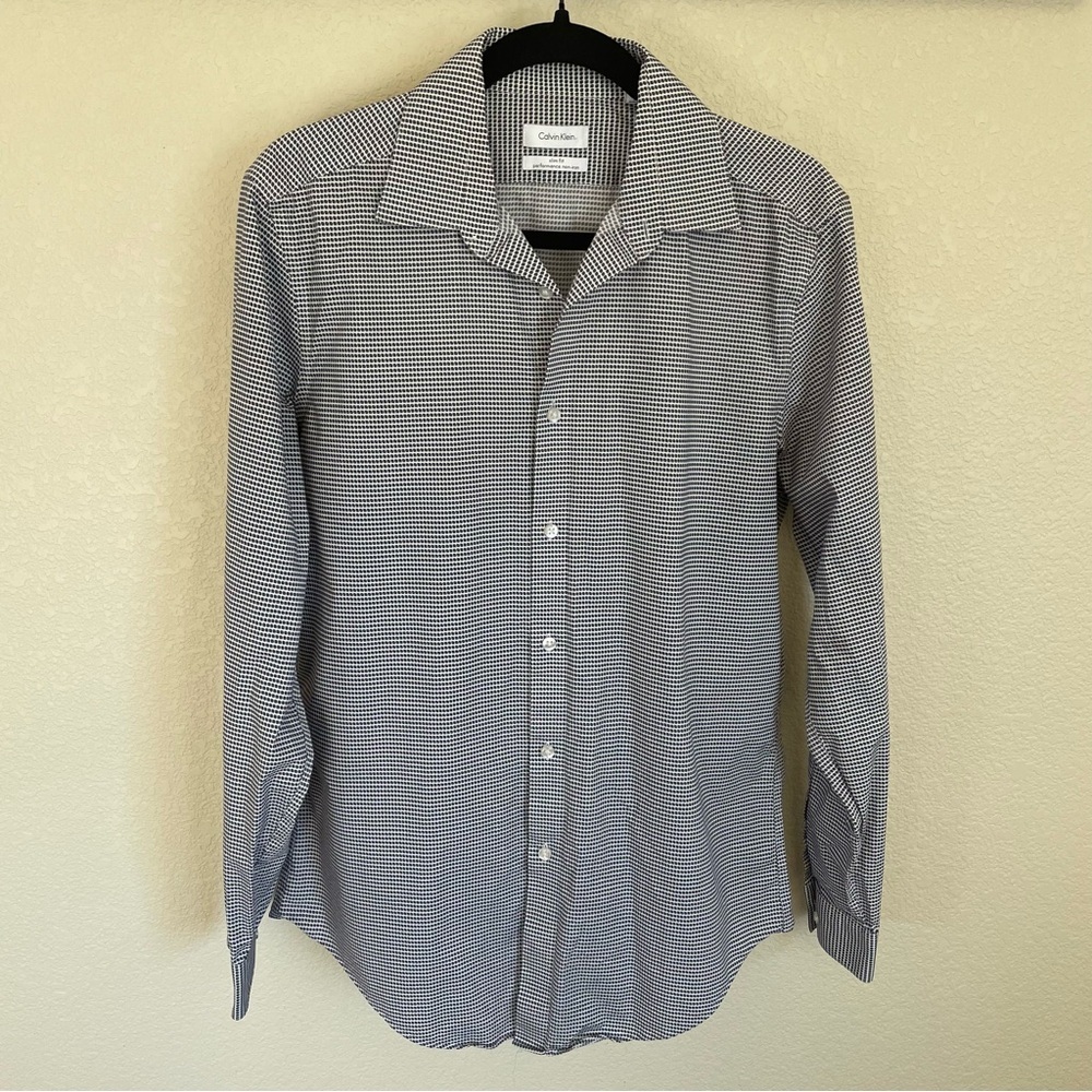 Calvin Klein Slim Fit Performance Non-Iron Button Down Shirt 34/35 Office Career